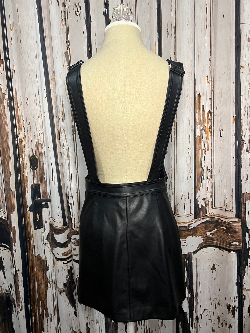 Forever 21 Black Faux Leather Pinafore with Buckle Straps - Picture 5 of 7